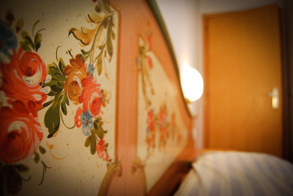 Appartamenti Cesa Maria Mountain Hospitality Canazei Room photo